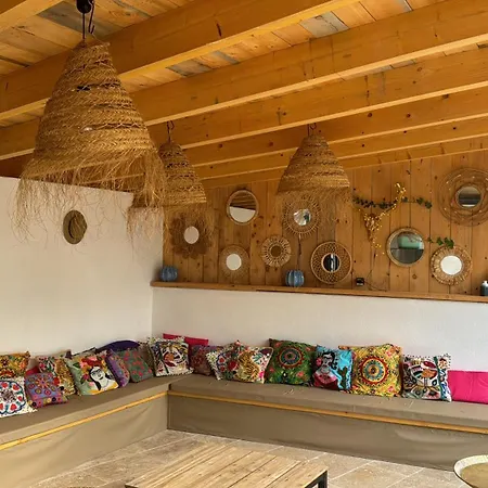 빌라 Alba, Gigaro *